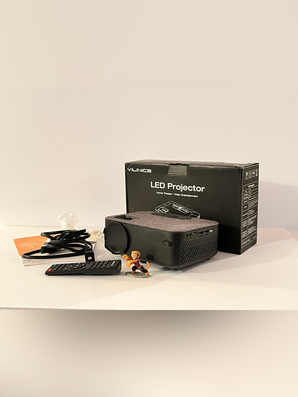 WiFi Bluetooth Projector | 1080P Support Home Theater